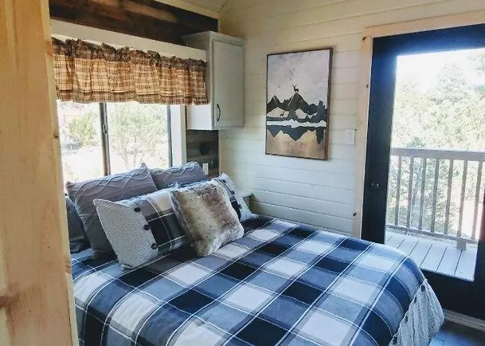 Cozy In A Fun Mini Resort! Ferienhaus